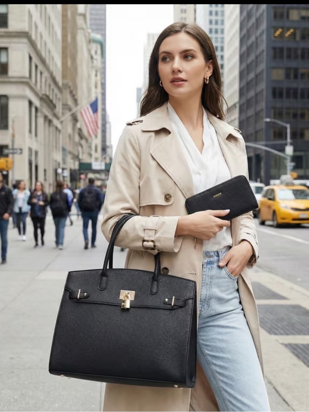 NWT VICI Arianna Black Tote Bag With Gold Hardware And Detachable Strap.
